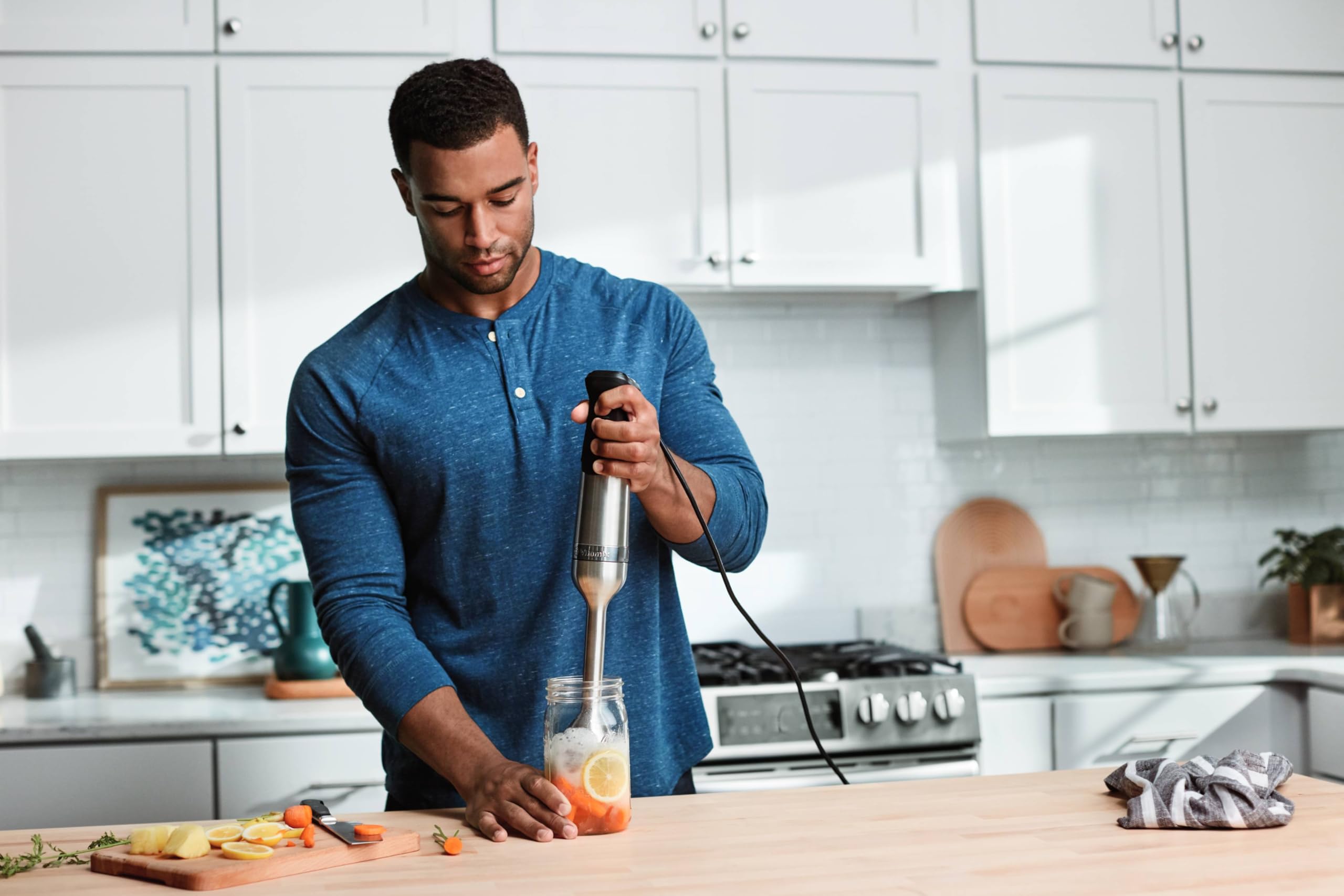 Vitamix vs Cuisinart vs KitchenAid: best immersion blenders for soups and small kitchens (2026)
