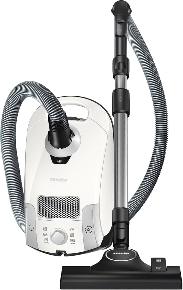How to Choose Compact Canister Vacuums for Small Apartments in 2026
